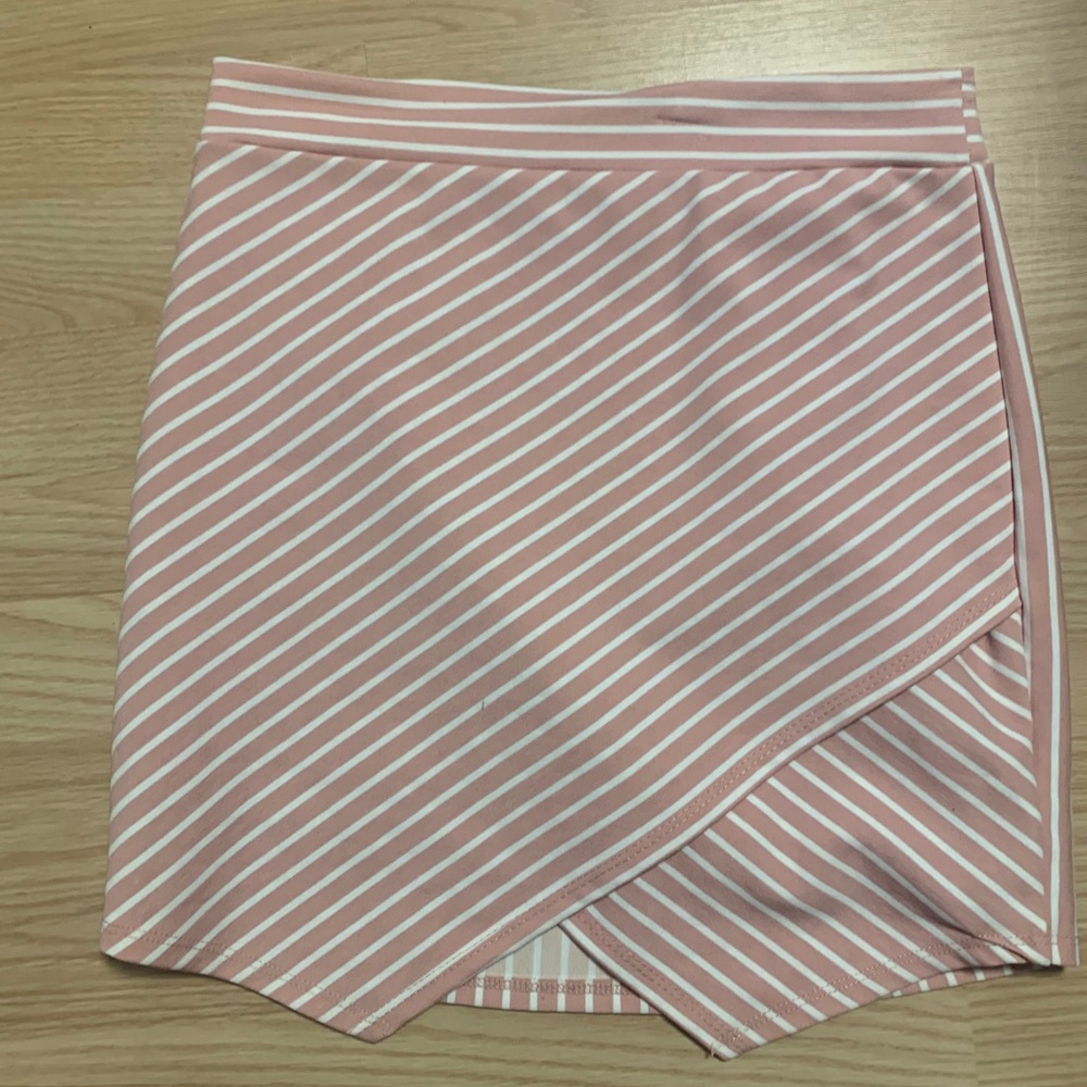 Pencil skirt